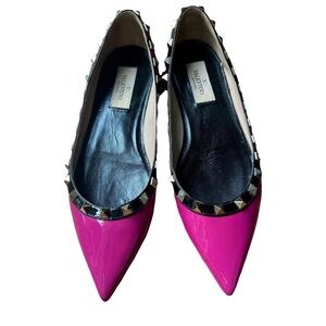 Valentino Garavani Rock-stud Fuchsia/Black Flats Size 36.5
